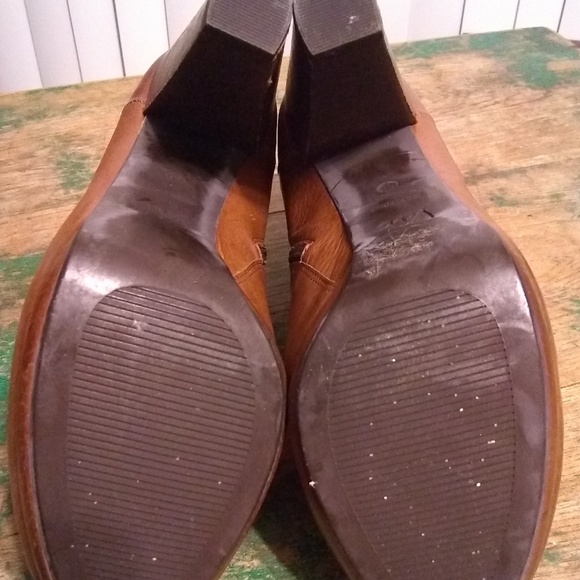 Vic, Ankle High Boot, Women’s Shoes, Euro 38/US 7, Italy - Picture 5 of 7